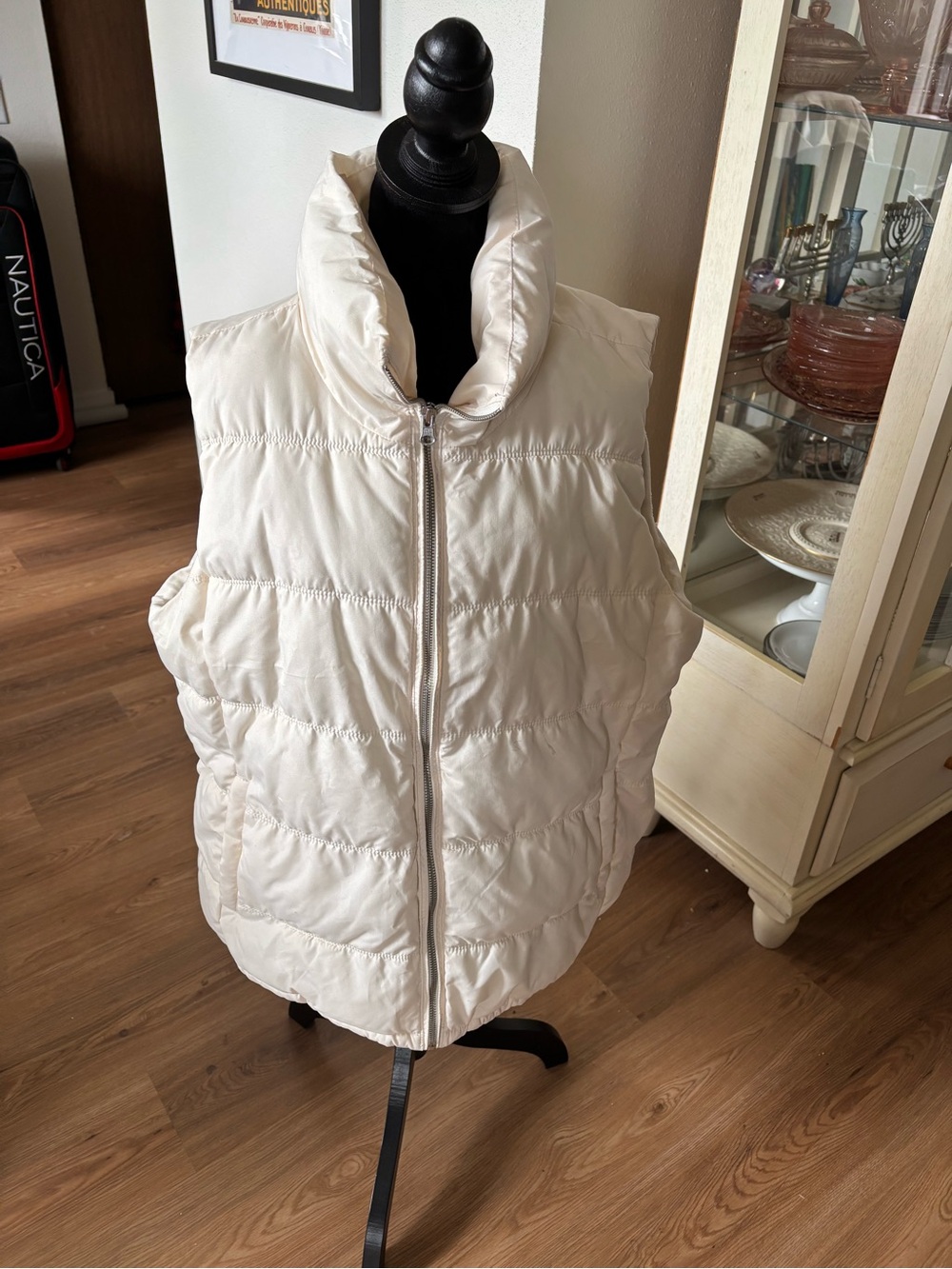 Old Navy Cream Quilted Puffer Vest EUC